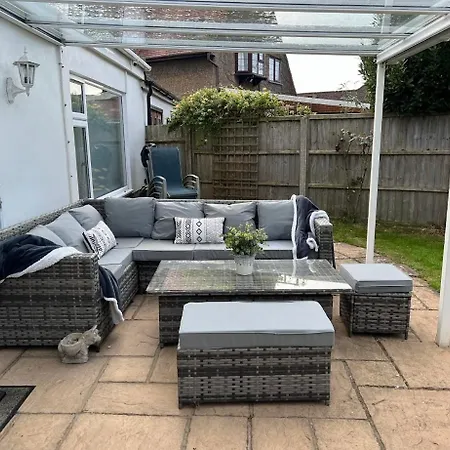 Prime Location - House With Secure Garden-2